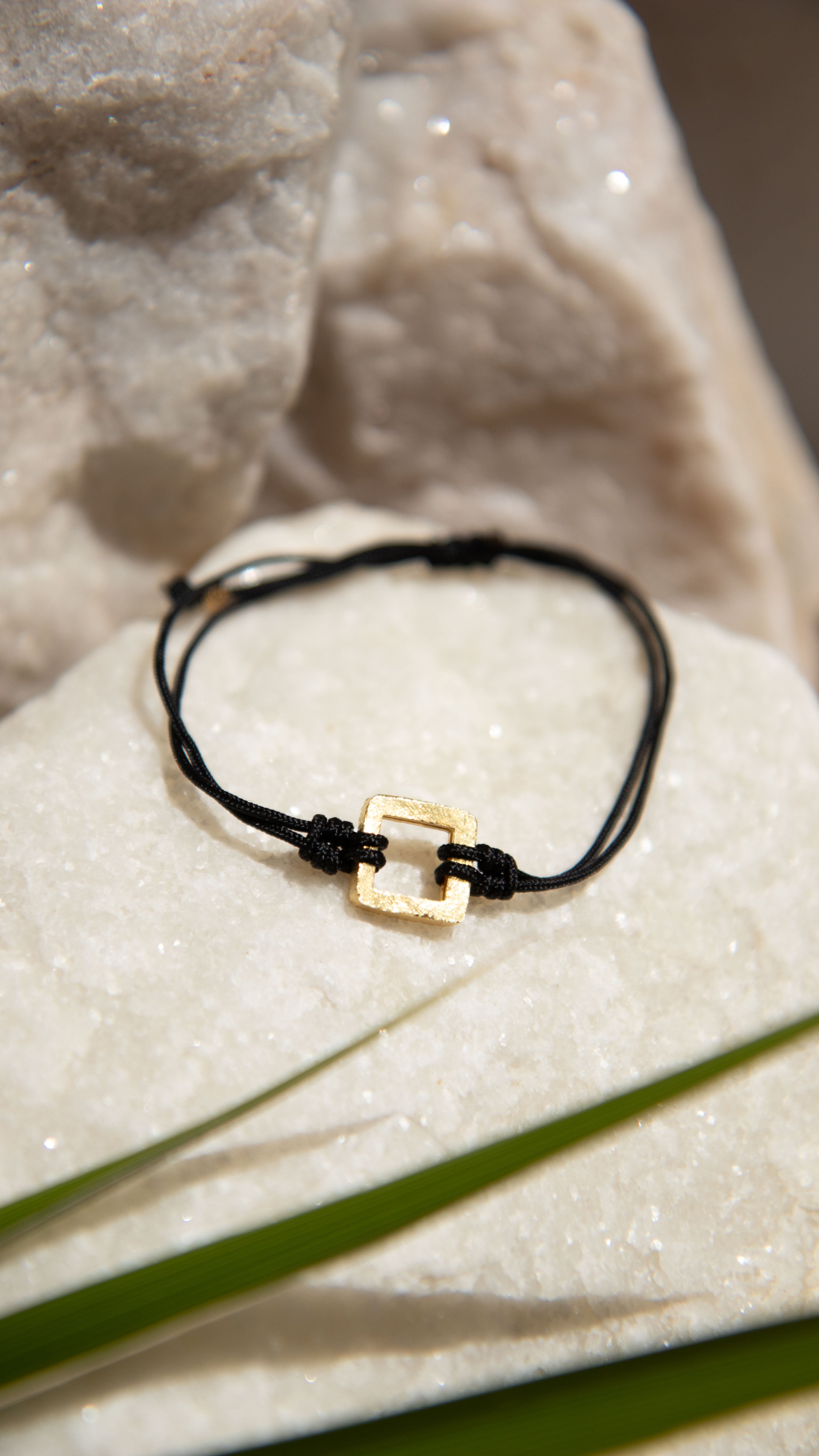 Image of Bransoletka Damska Cube Gold